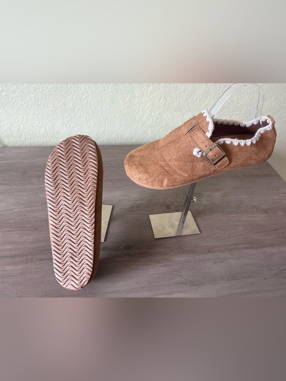 Women’s Faux Suede Buckle Clogs Slippers Cozy Fleece Lined EU 43 US 12 Tan